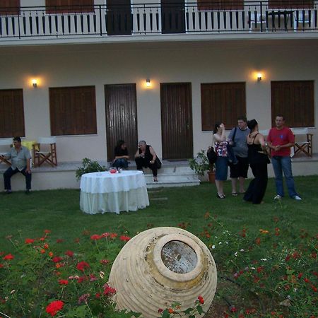 Avaton Hotel Ligourio Exterior foto
