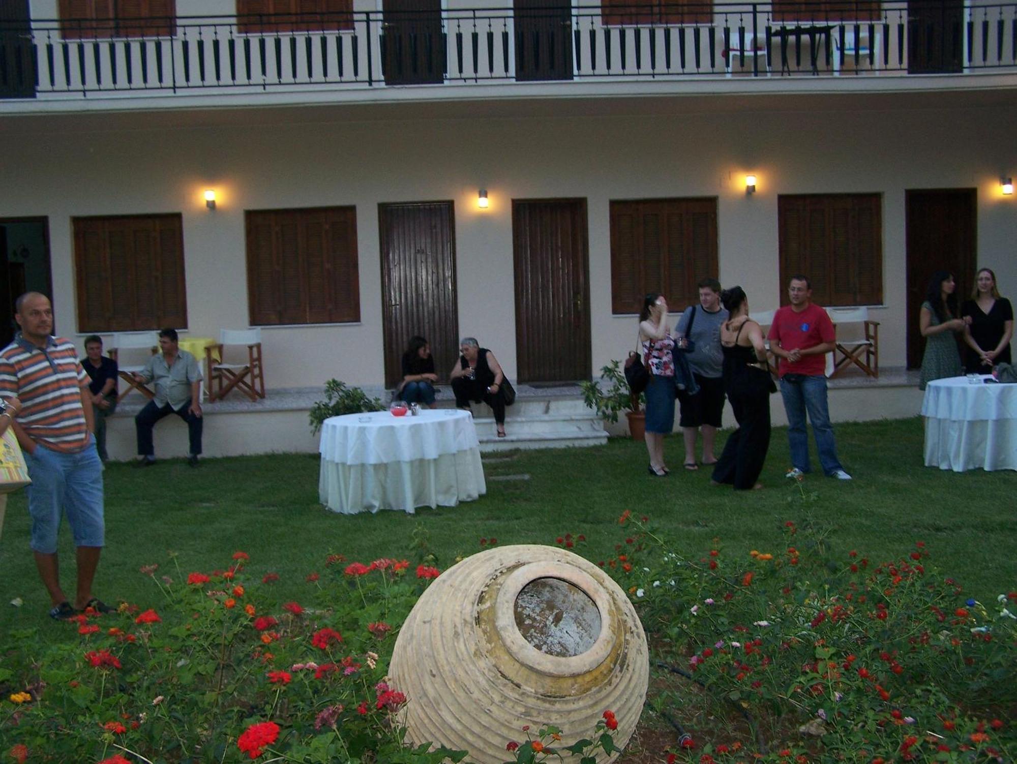 Avaton Hotel Ligourio Exterior foto